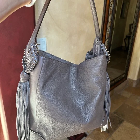 Gorgeous Christian Louboutin Eloise Tassel Hobo Shoulder Bag - Picture 8 of 16